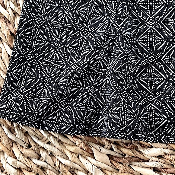 RipSkirt Hawaii Black Pearl Batik Wrap Skirt - Picture 10 of 13